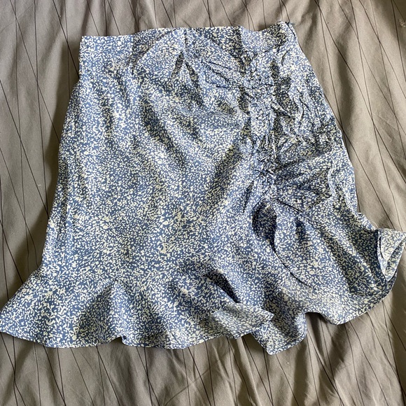 Blue floral mini skirt - Picture 1 of 3